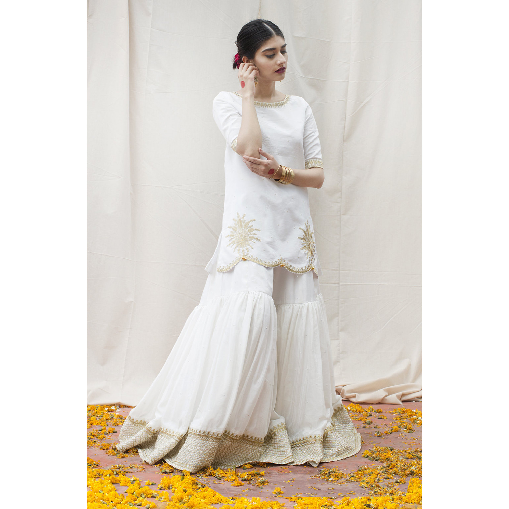 simple white gharara